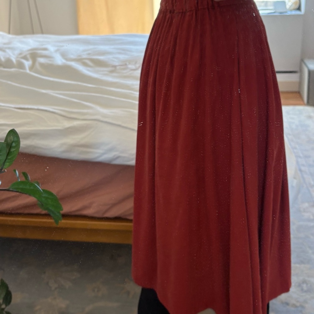 Pinkyotto Red Button-Front A-Line Skirt with Pleats - Picture 11 of 16